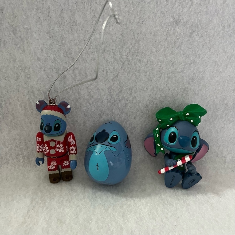 Set of 3 STITCH CHRISTMAS FIGURES Bearbrick Hot Toys Easter Egg